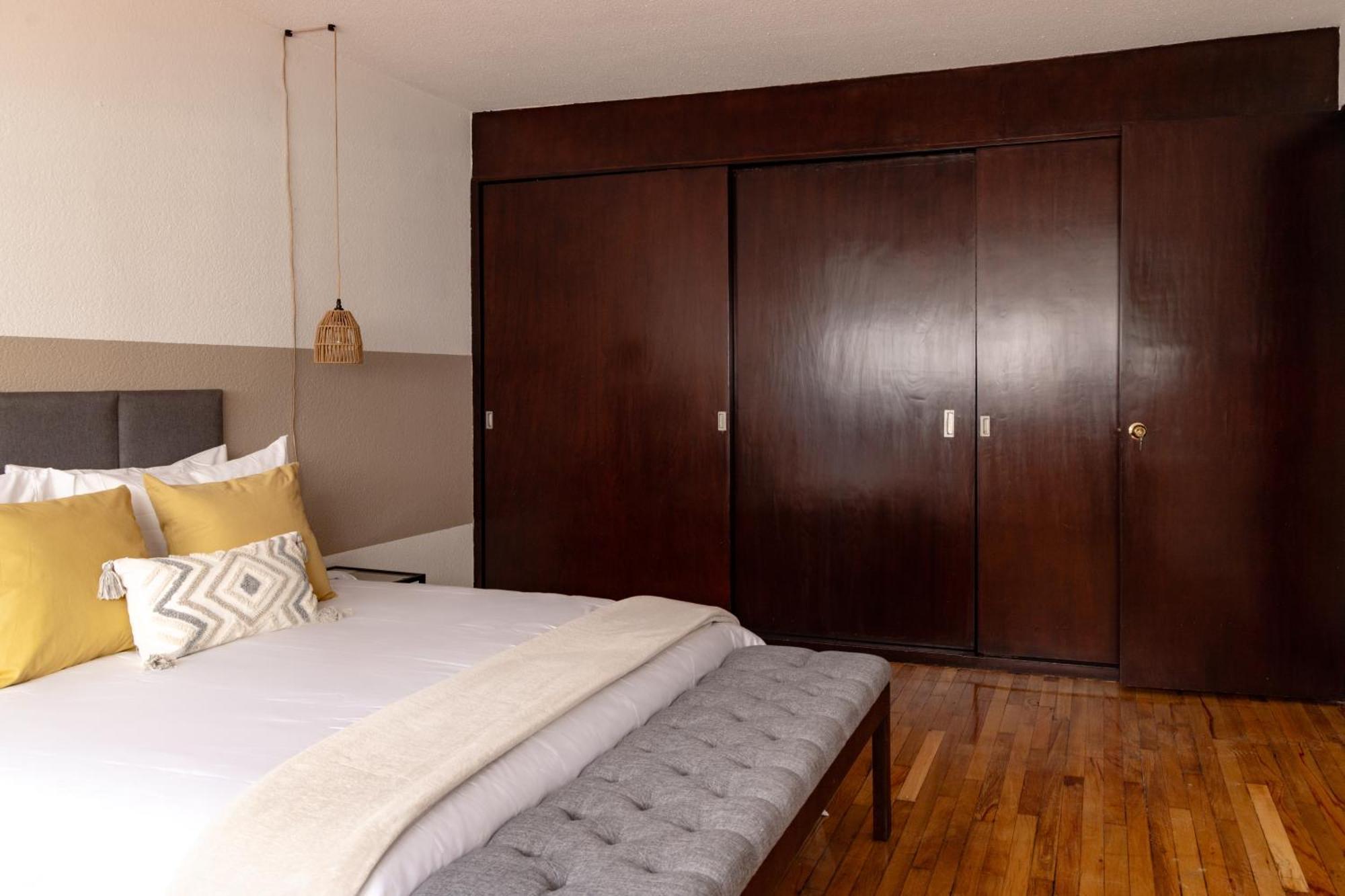 Lope 226, Polanco * Mexico